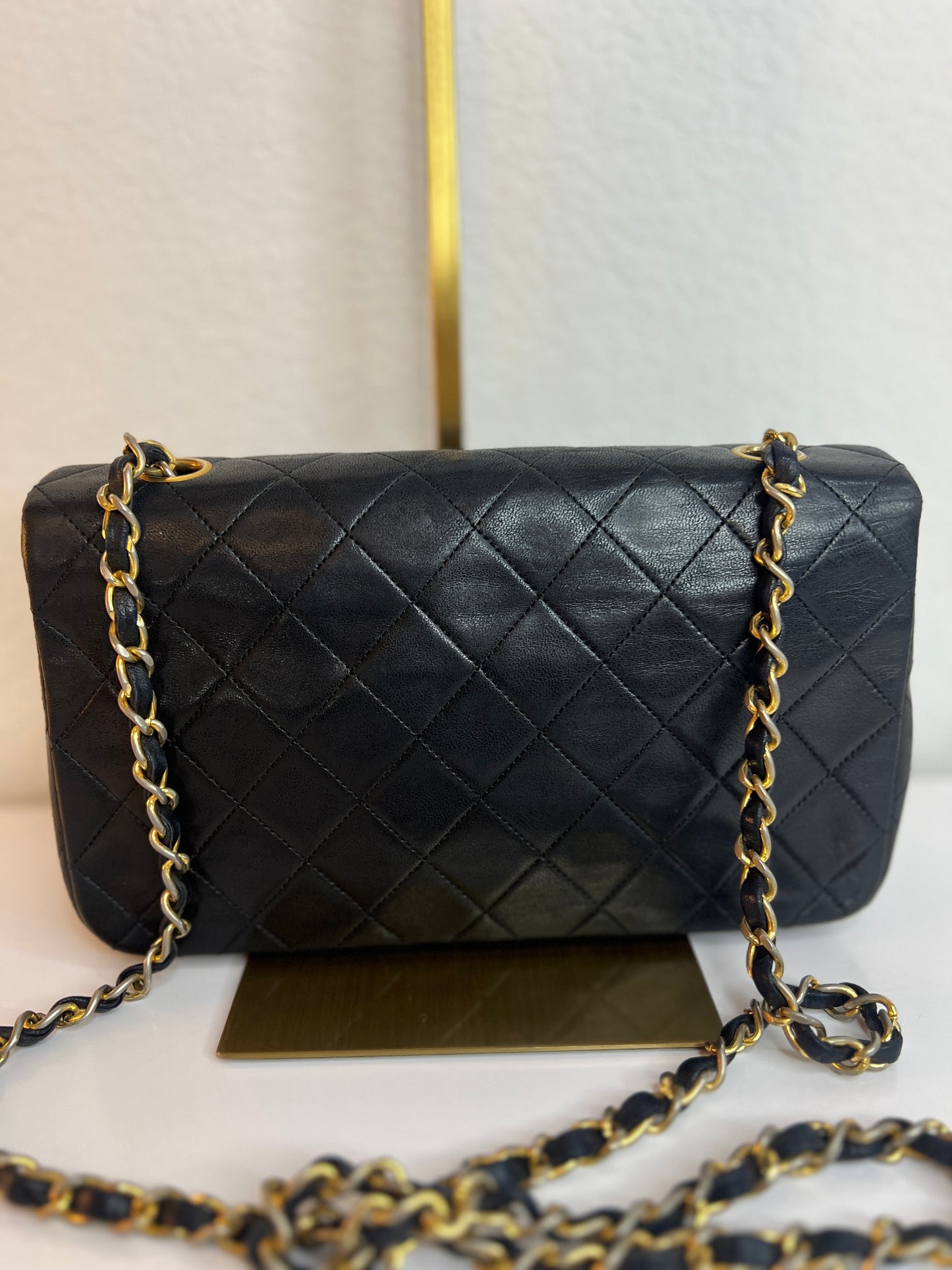 Chanel Classic Vintage Single Flap - Series 1