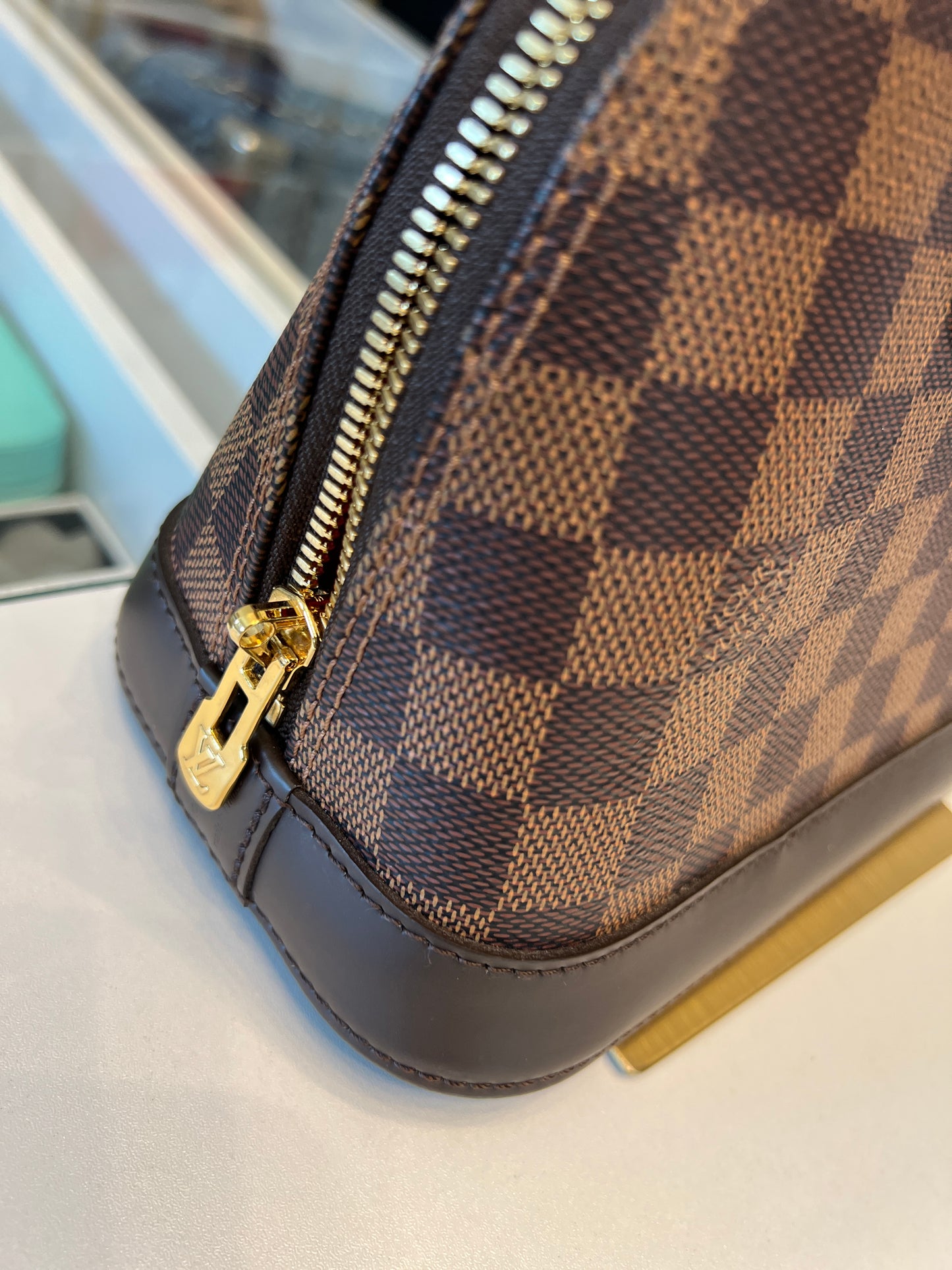 Louis Vuitton Alma BB Damier Ebene