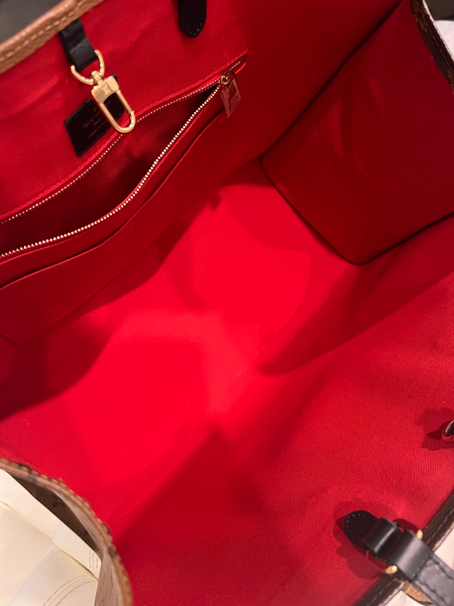 Louis Vuitton OnTheGo GM Giant Reverse Monogram