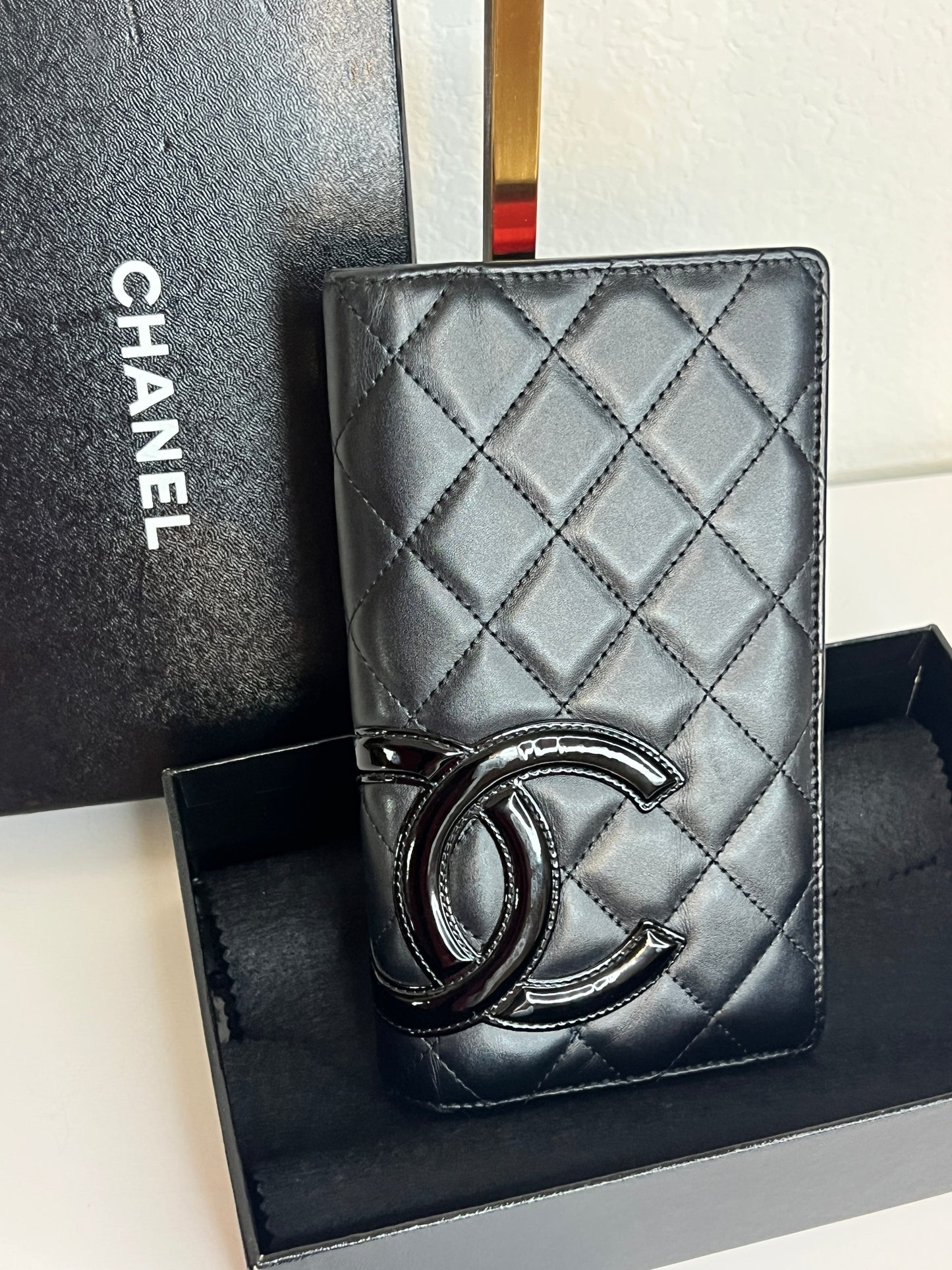 Bundle Chanel and Louis Vuitton Vanity BB