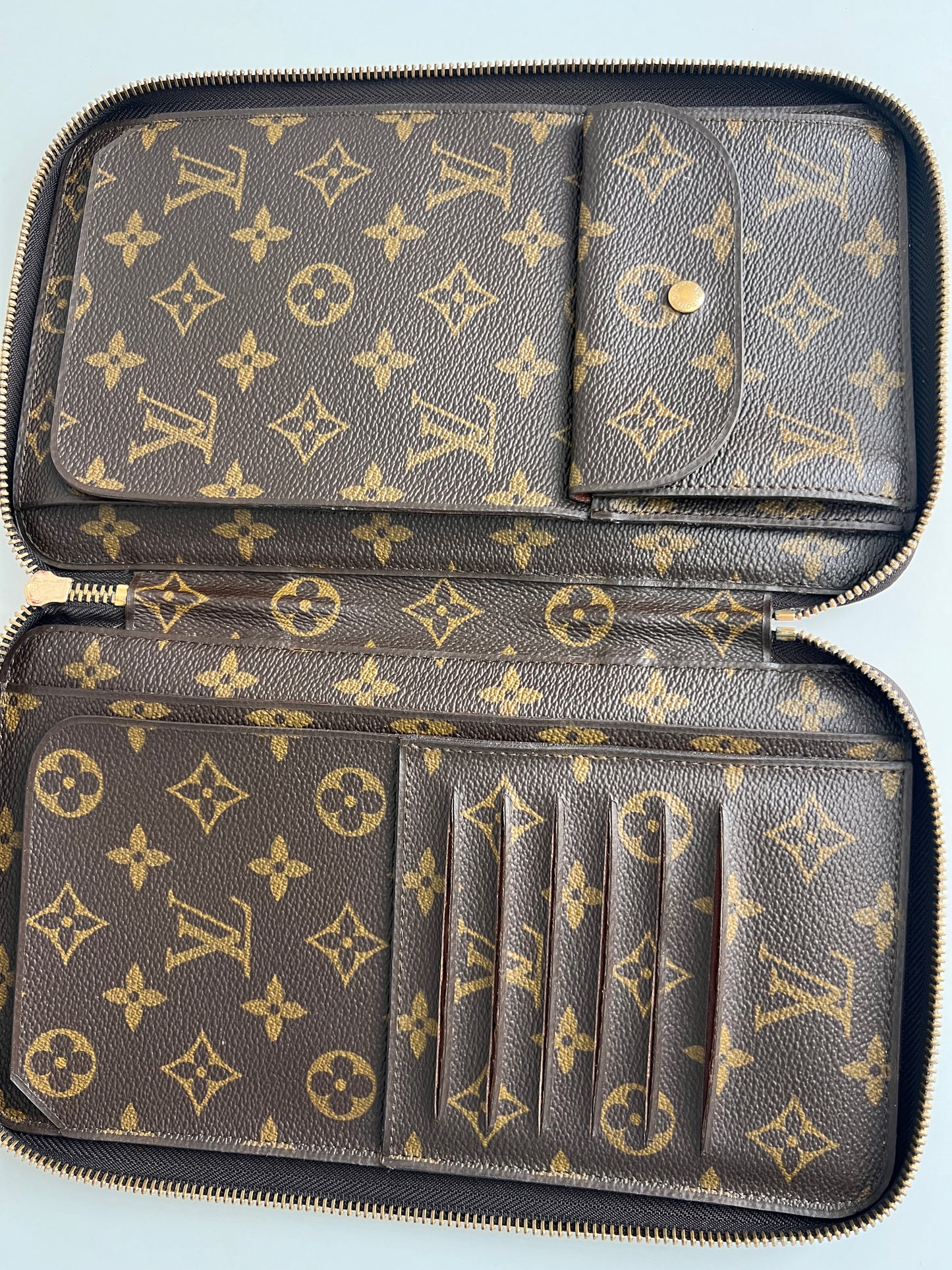 Louis Vuitton Vintage Voyager Monogram Organizer Wallet