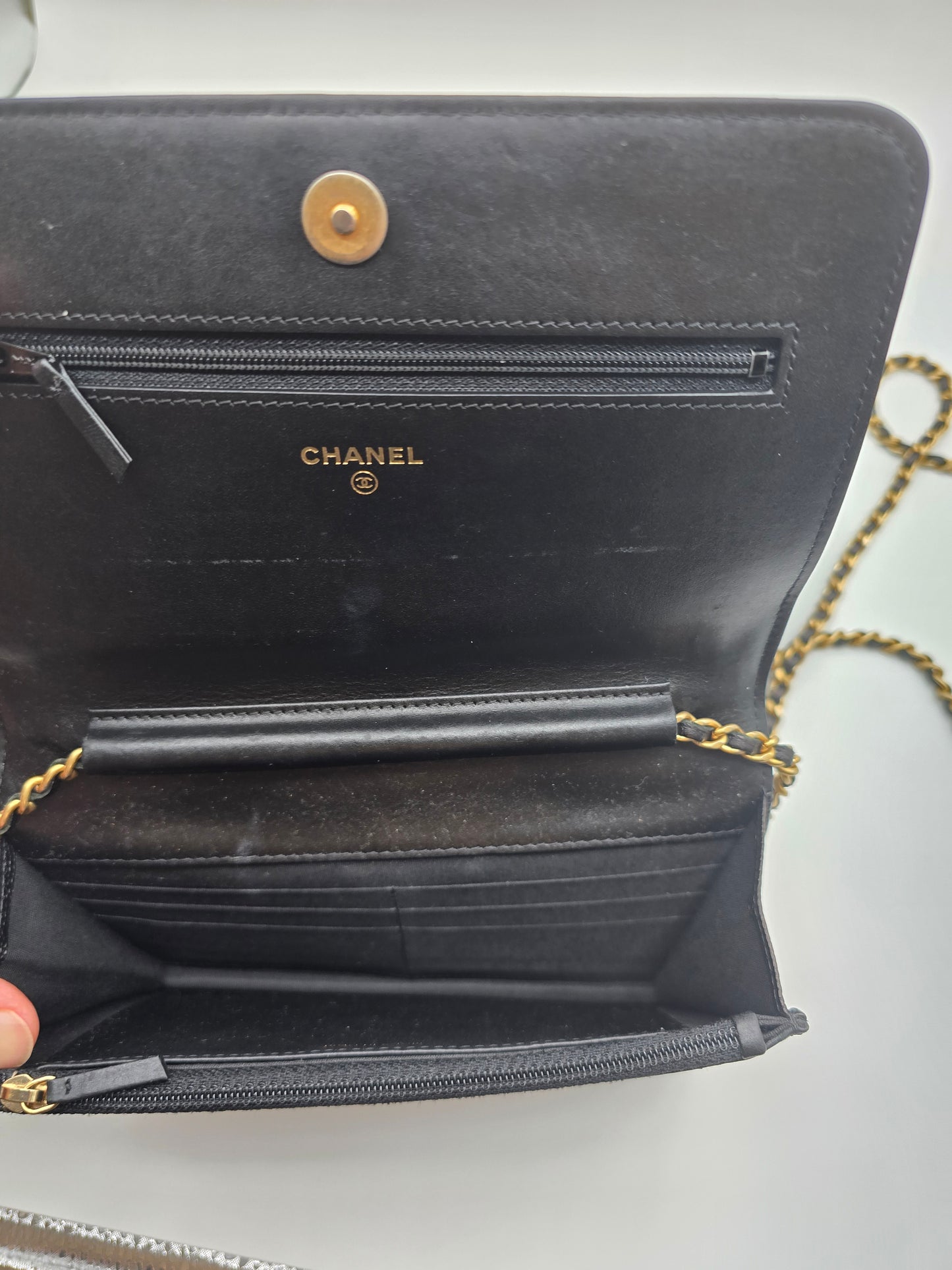 Chanel Black Chevron Caviar Le Boy Wallet On Chain - Gold Hardware