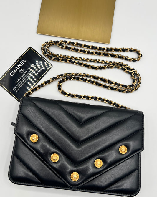 Chanel CC Button Wallet On Chain