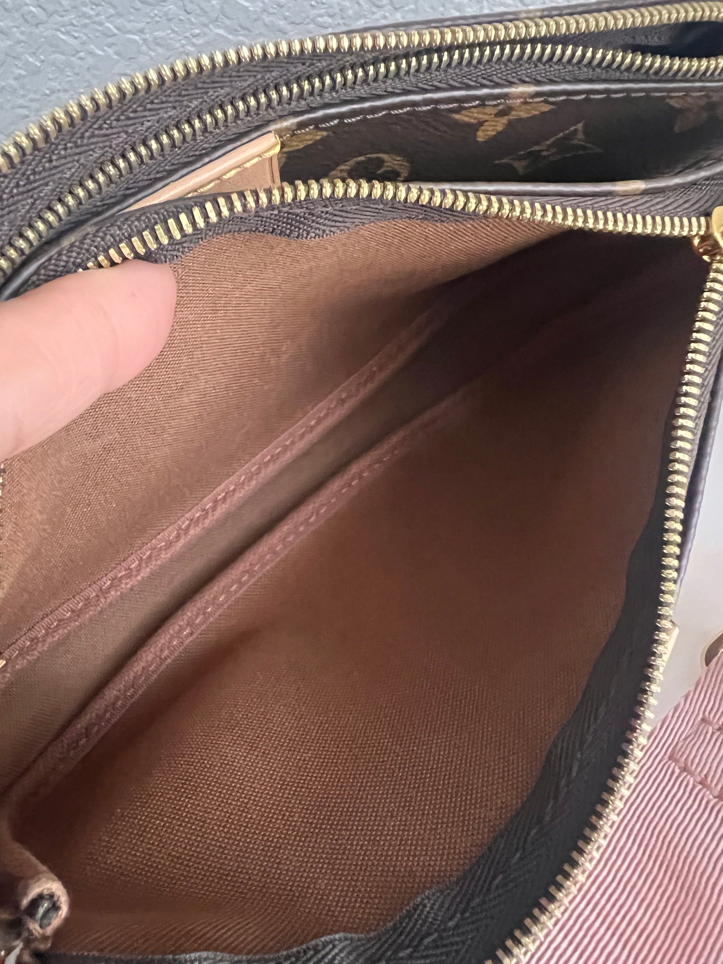 Louis Vuitton MultiPochette Pink - Partial